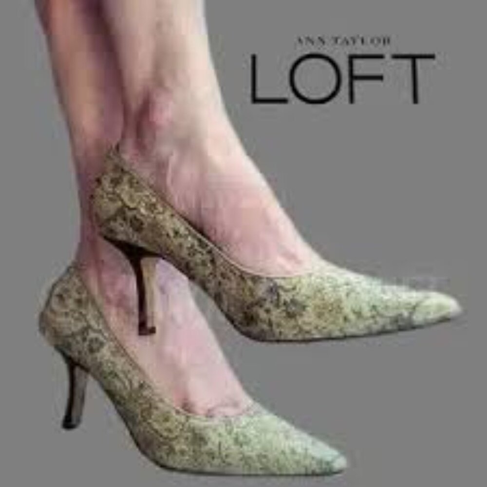 LOFT Fantasia Golden Metallic Woven Fabric Tapestry Pointy Toe Heels Sz 7